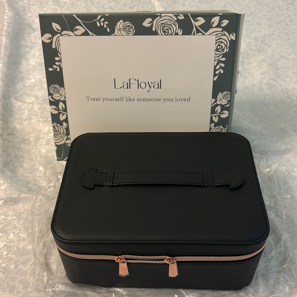 LaFroyal Organizer/make up Box